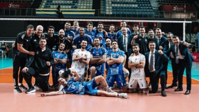 Казийски и Соколов допринесоха за успеха на Халкбанк в дербито с Фенербахче