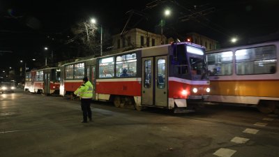 Възстановено е движението на градския транспорт в центъра на София