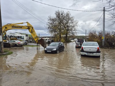 Министър Иванов за ситуацията в Благоевградско: Всички екипи са в готовност да реагират