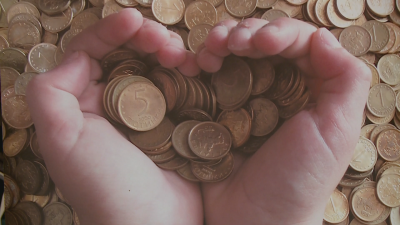 Кампания &bdquo;Жълти стотинки&ldquo; в подкрепа на детски отделения