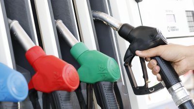 Хазната е загубила близо 580 милиона лева от недекларирани горива през 2024 г