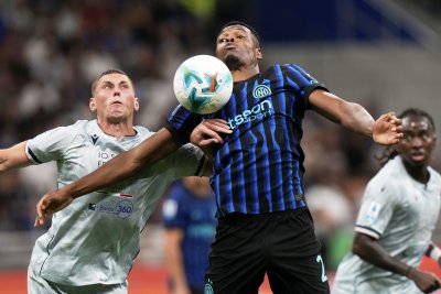 Гол на Якуб Пьотровски не спаси Удинезе в Серия А