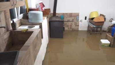 "Някакъв ужас за секунди": Наводнения в Бургаско - евакуираха хора, задействаха BG-Alert на няколко места