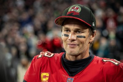 Легендите Том Брейди, Шакил О'Нийл и Уейн Грецки ще участват в жребия за Мондиал 2026 във Вашингтон