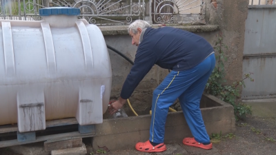 Уран над нормата във водата на Харманли и селата Надежден и Остър камък