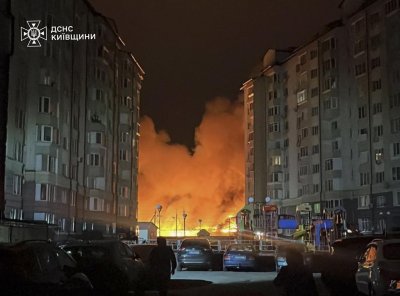 Украйна под руски обстрел: Хиляди домакинства останаха без отопление и вода