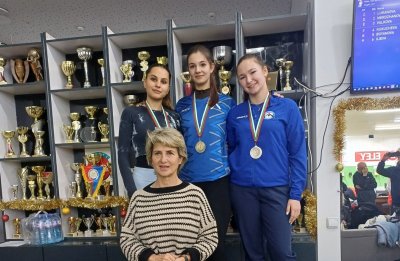 Весела Лечева поздрави Спортно училище "Никола Симов" в Търговище