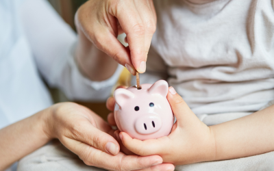 Акция на синдикатите пред парламента - КНСБ и КТ "Подкрепа" питат депутатите какво ще се случи с доходите на хората