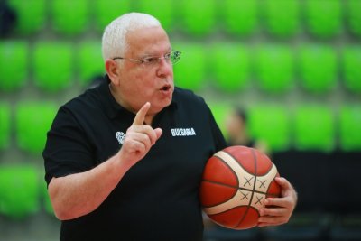 Пини Гершон събира 20 талантливи деца на камп в София