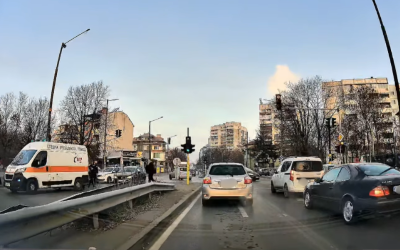 Шофьор блъсна дете на пешеходна пътека пред столично училище в