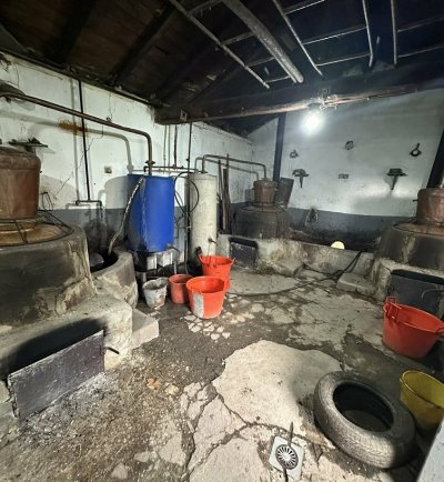 Иззеха над 360 литра нелегален етилов алкохол във Варна