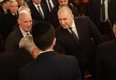 Президентът Радев за атаката в Сидни: Гласът на хуманизма се заглушава все по-често от омразата и грохота на оръжията