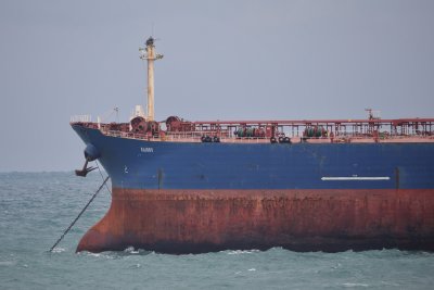 Ще стартира ли операцията по изтеглянето на танкера "Кайрос" в Бургаския залив