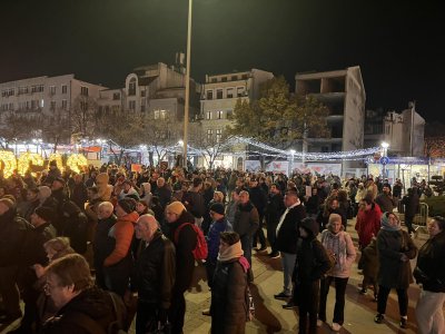Бургас на протест: "Само с машини", "Тишината ще ни излезе скъпо"
