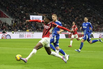 Милан и Комо все пак ще играят в Милано