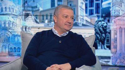 Не се срамуваме от нашите министри в управлението От друга