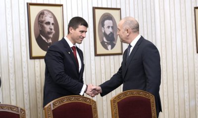 Президентът Румен Радев ще връчи първия мандат за съставяне на