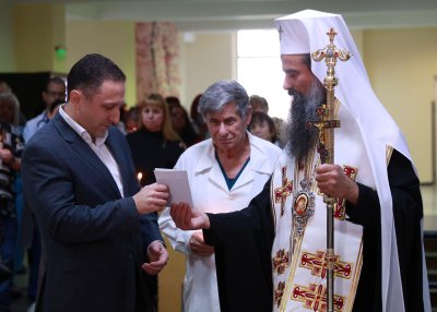 Лекарската професия е благородна професия Лекарите са Божии работници които