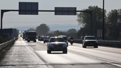 Голямото пътуване за празниците: Засилен полицейски контрол по основните пътища и магистрали