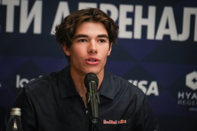 Очаквайте Атанас Фурнаджиев, Никола Цолов, Пини Гершон и Петър Попангелов в "Арена спорт"