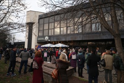 Протест пред Би Ти Ви в защита на свободата на словото