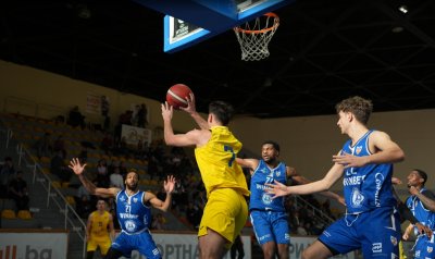 Левски сюрпризира Спартак Плевен