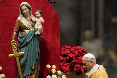 Папата призова за край на войните по света в коледното си обръщение