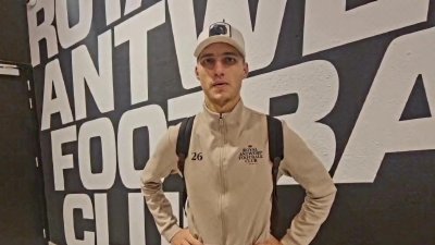 Росен Божинов с цял мач при победа на Антверп