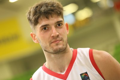 Константин Костадинов със солидно представяне в загуба на Андора срещу Валенсия