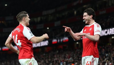 Арсенал се върна на върха във Висшата лига