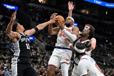 Сан Антонио взе реванш от Ню Йорк навръх Нова година