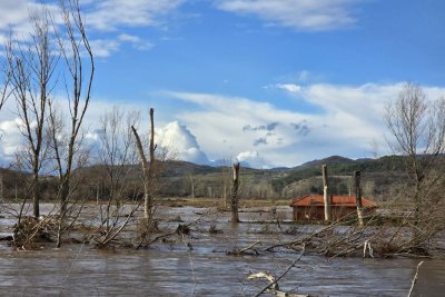 След поройните дъждове в Източните Родопи започна поетапно възстановяване на