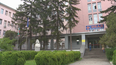 Foreign Doctors Help Ease Staffing Crisis at Pernik Hospital