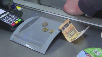 След въвеждането на еврото: Как се разплащат туристите в Банско?