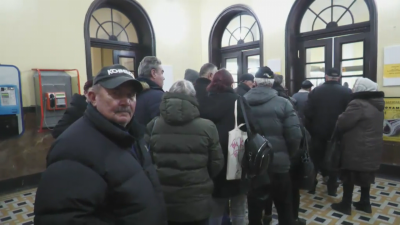 Изплащането на първите пенсии в евро ще продължи до 20 януари