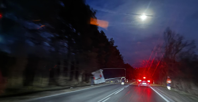 Обърнато тежкотоварно ремарке затрудни движението по пътя Русе Бяла Произшествието