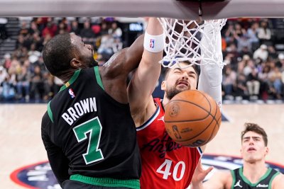Джейлън Браун вкара рекордните 50 точки в разгромна победа на Бостън срещу Клипърс