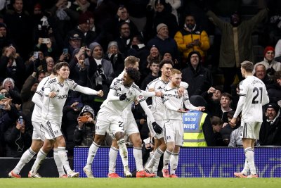 Късна драма остави Ливърпул без победа във втори пореден мач