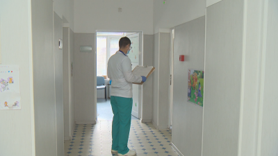 Възрастовата граница за безплатна имунизация срещу човешки папилома вирус се