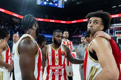Милър-Макинтайър и Цървена звезда се оказаха непреодолимо препятствие за Анадолу Ефес (ВИДЕО)