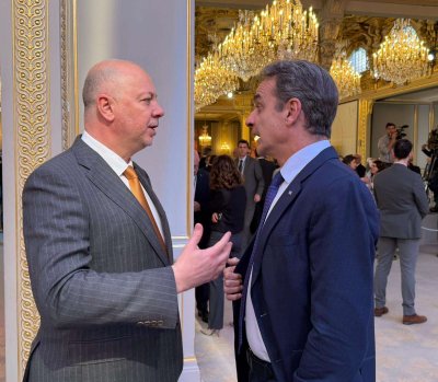 Въпросът с блокадата по границатас Гърция ще бъде решен в близките дни, съобщи Желязков