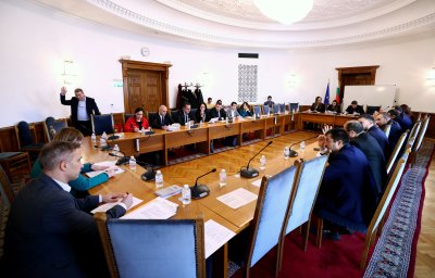 Обсъждат промените в Изборния кодекс в НС