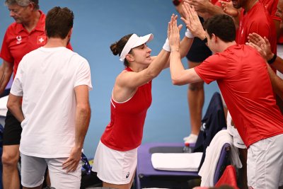 Швейцария е първият финалист на тенис турнира Юнайтед къп