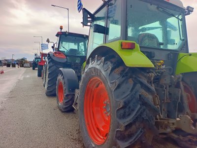 Втори ден фермерски протести блокират Гърция и границите с България