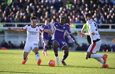 Милан оцеля на &bdquo;Франки&ldquo; в нов мач с късна драма