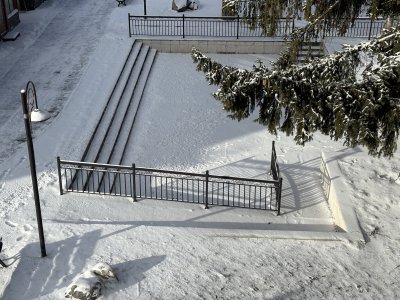 По високи максимални температури във вторник