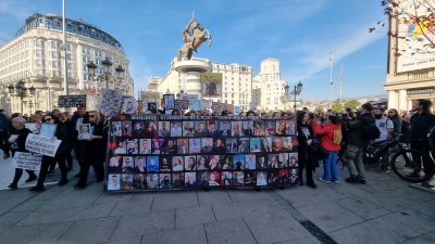 Кочани отдава мълчалива почит на жертвите от пожара в Швейцария