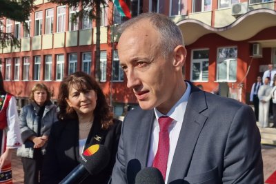 Красимир Вълчев: Възможно е още училища да преминат на онлайн обучение заради грипна епидемия