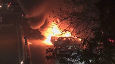 Броят на убитите при протестите в Иран расте - жертвите са над 2500