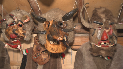 Как се "раждат" кукерските маски &ndash; всяка с душа и собствен характер